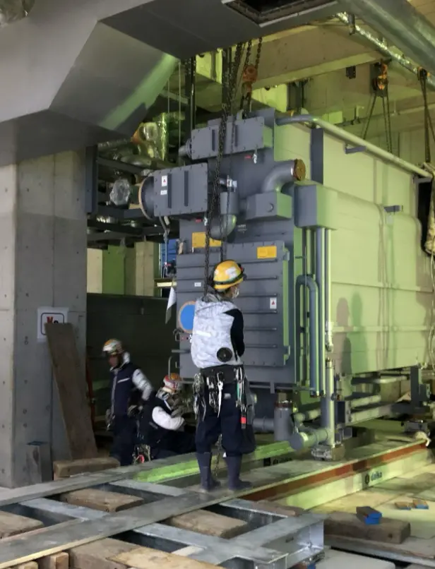 高槻市某新築ビルの工事作業写真