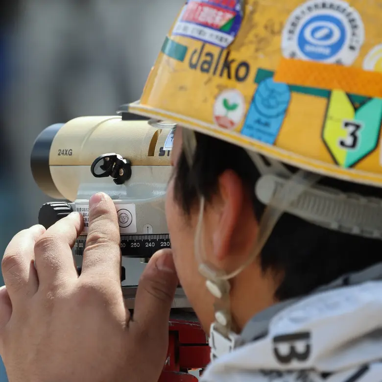 大光運輸に在籍する若手社員の仕事中の写真