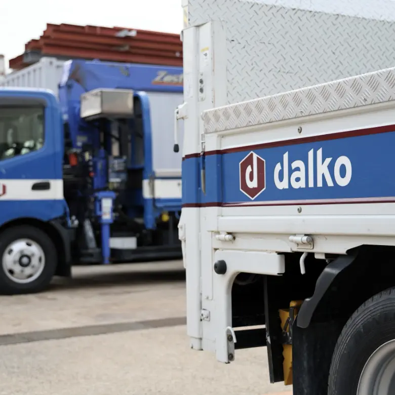 大光運輸が所有するトラック（移動式クレーン車）の写真